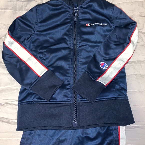 Cute Toddler Champion Track Suit - Picture 5 of 8